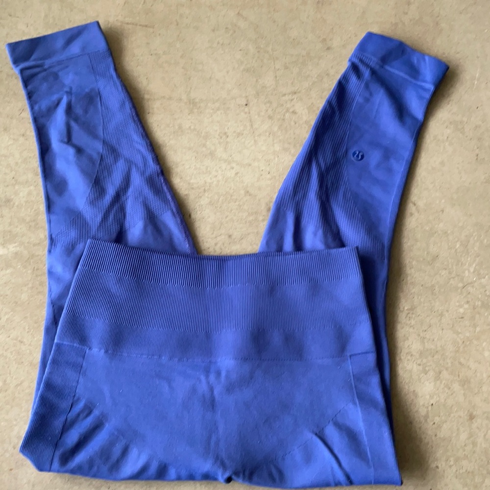 Lululemon Zone In Crop Seamless Yoga Pant Leggings